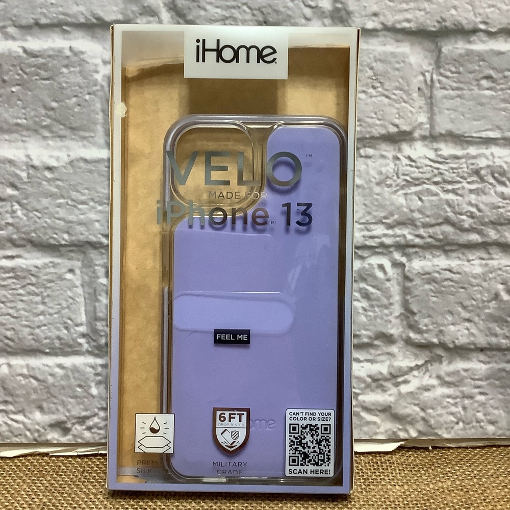 iHome Velo Silicone Impact Case for IPhone 13 Lavender (B211)